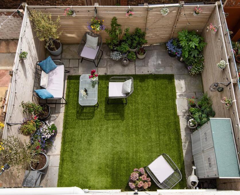 Newly Renovated Victorian House With Free Parking Villa Brighton Bagian luar foto