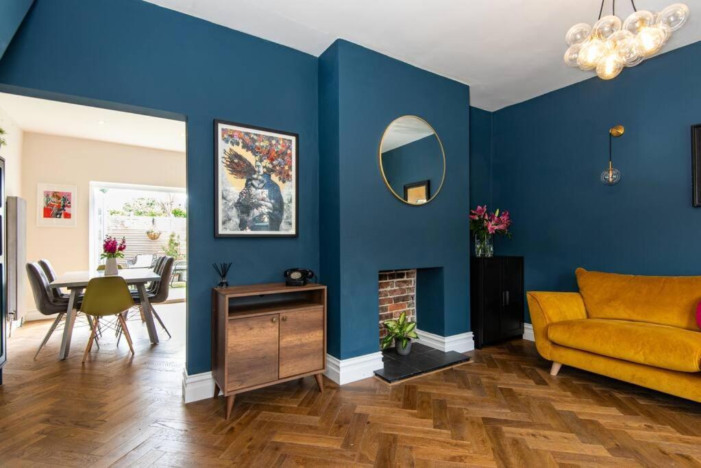 Newly Renovated Victorian House With Free Parking Villa Brighton Bagian luar foto